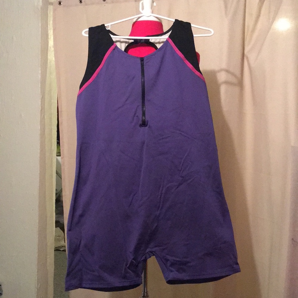 Swimming suit